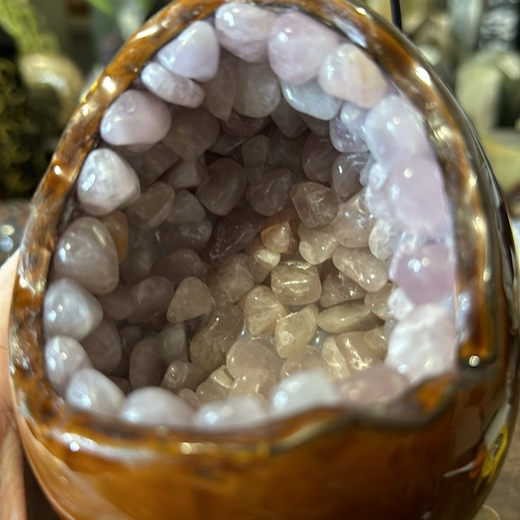 🔥SALE🔥 Amethyst Crystal Chip Nightlight! - Picture 11 of 12